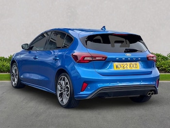Used Ford Focus 2022 for sale - 76206069: Photo 2
