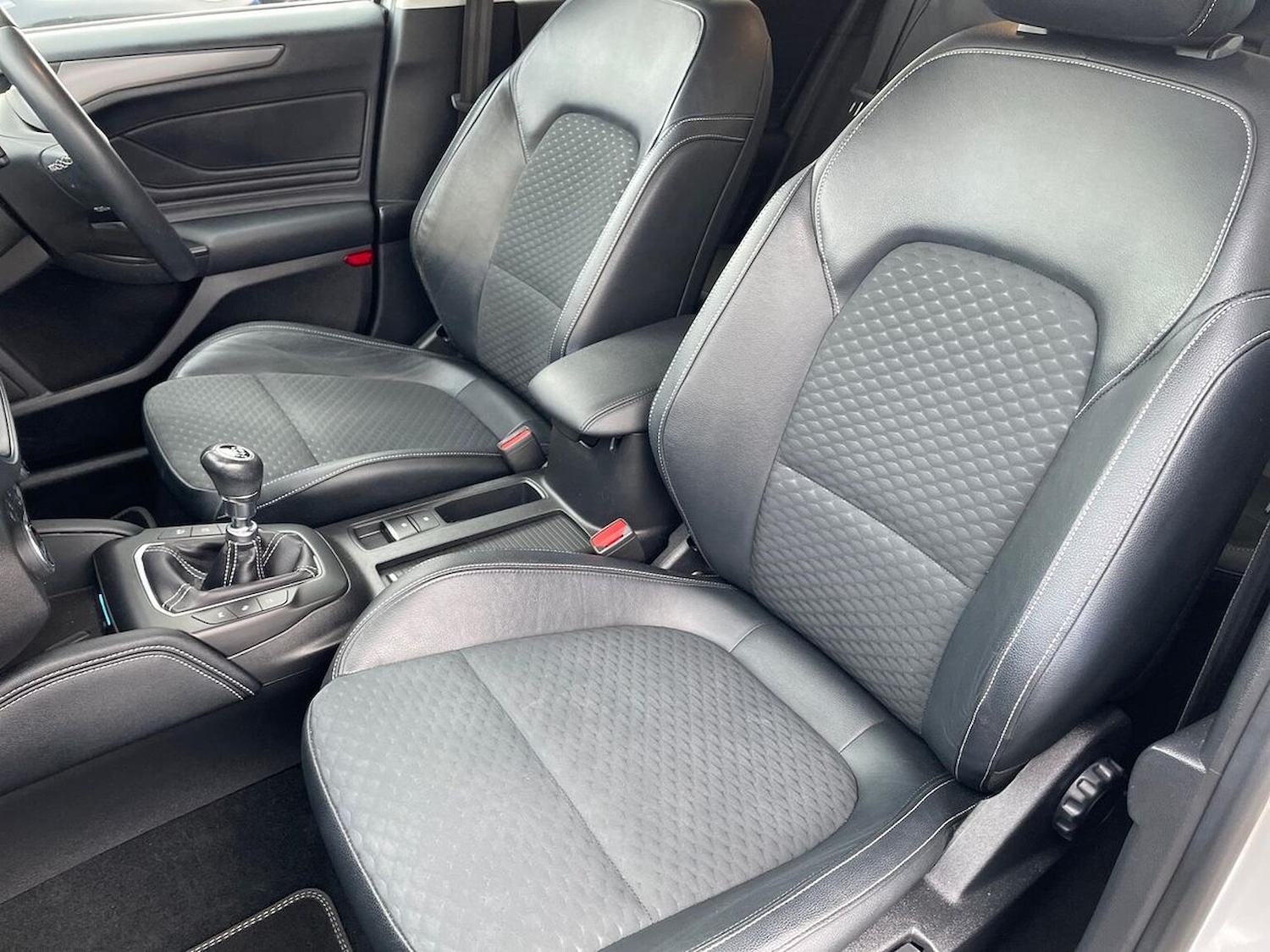 Used Ford Focus 2020 for sale - 78202039: Photo 24