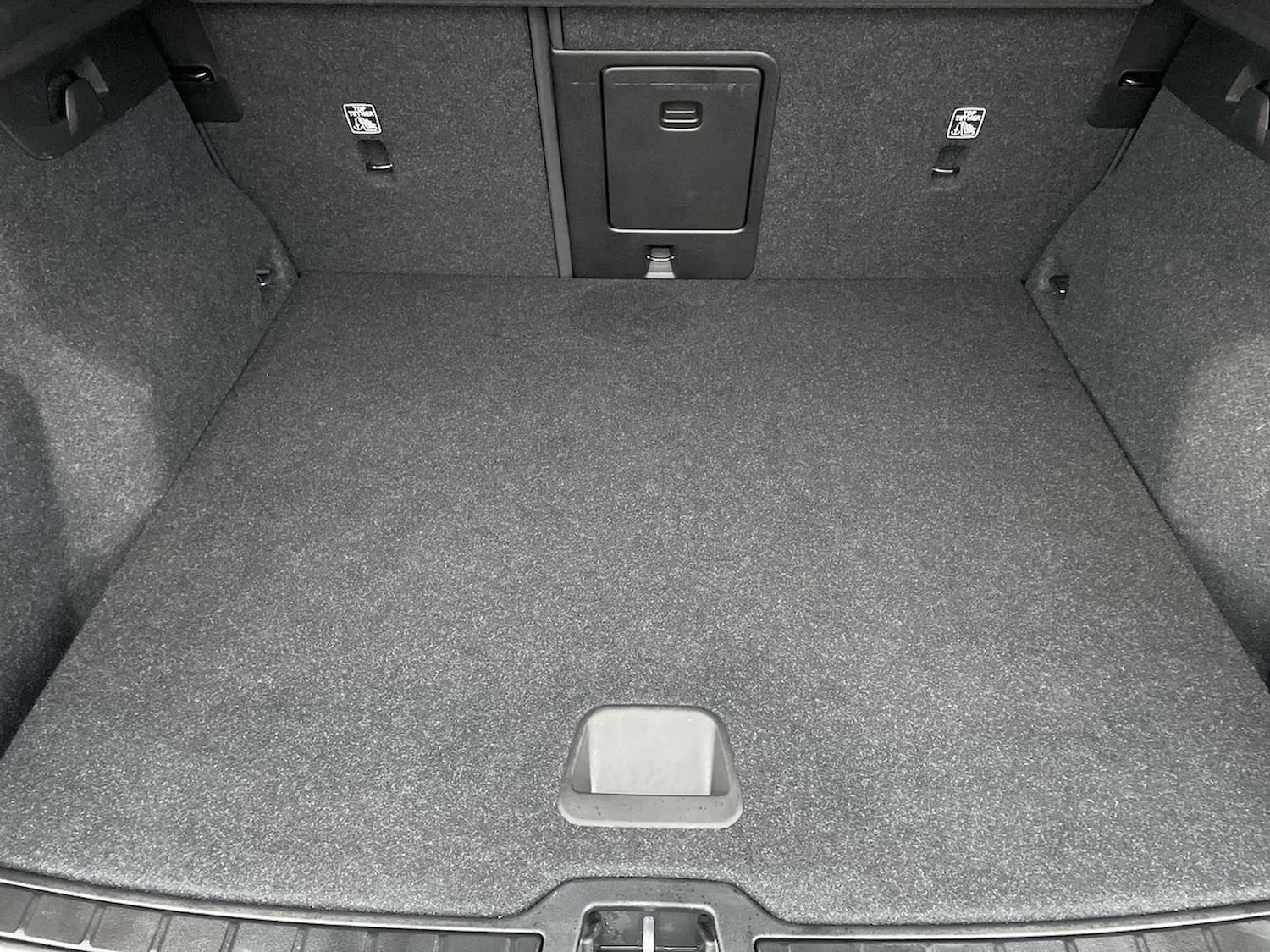 Used Volvo XC40 2021 for sale - 76591402: Photo 17