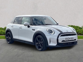 Used MINI Hatch 2024 for sale - 79423981: Photo