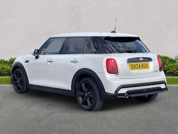Used MINI Hatch 2024 for sale - 79423981: Photo