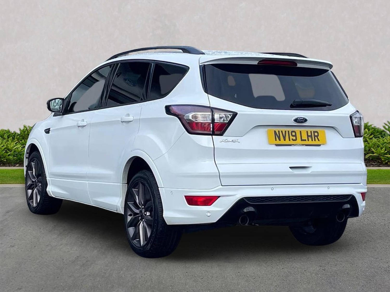 Used Ford Kuga 2019 for sale - 76628024: Photo 2