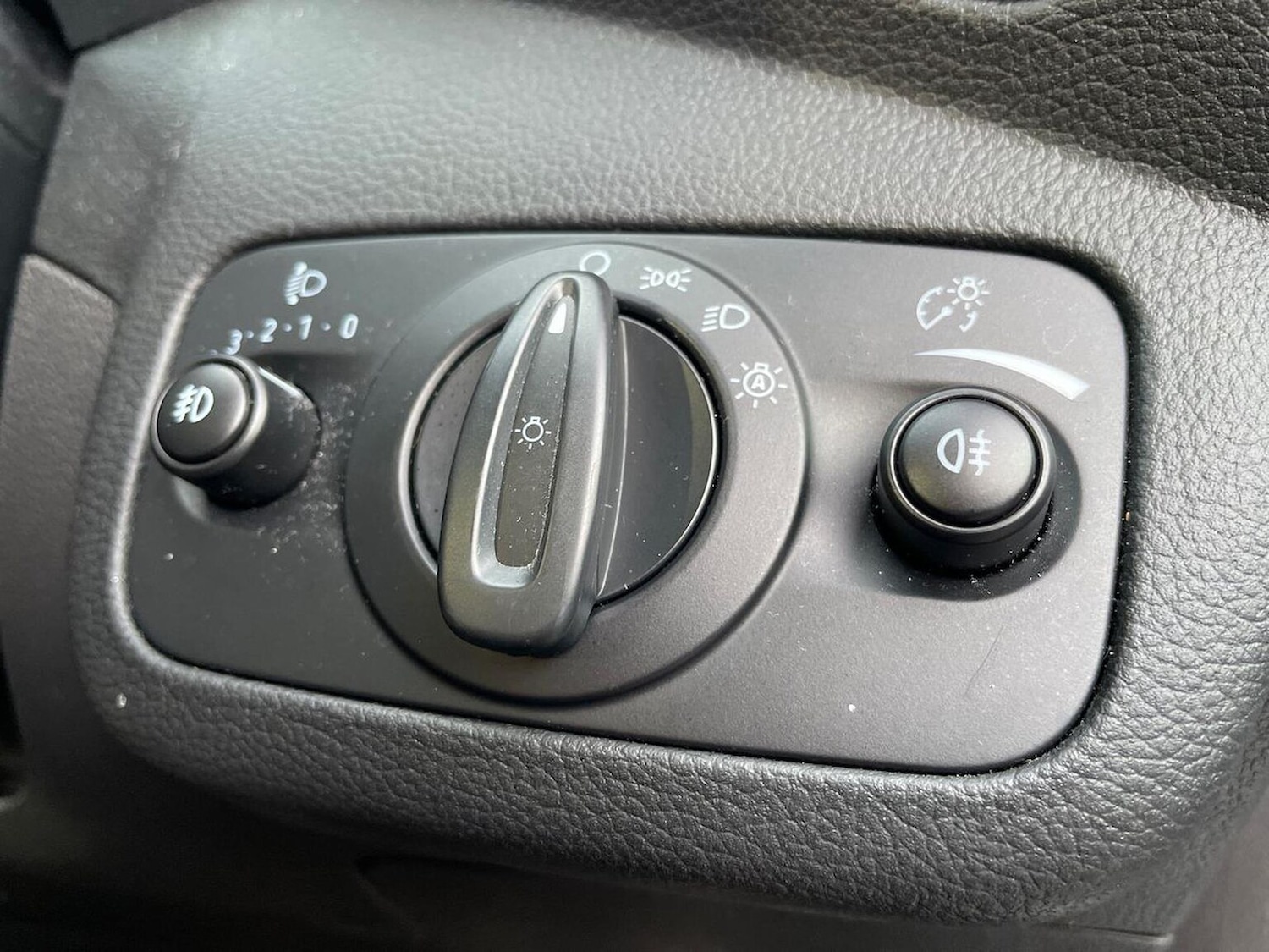 Used Ford Kuga 2019 for sale - 76628024: Photo 31