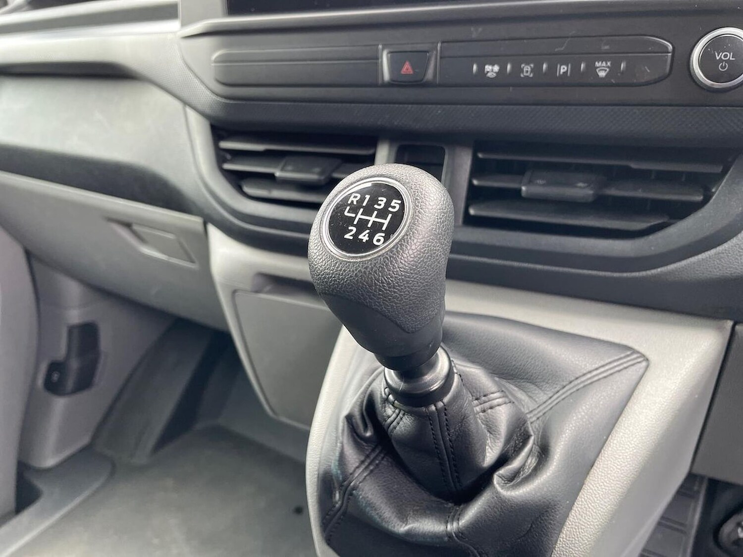 Used Ford Transit Custom 2024 for sale - 76497215: Photo 13