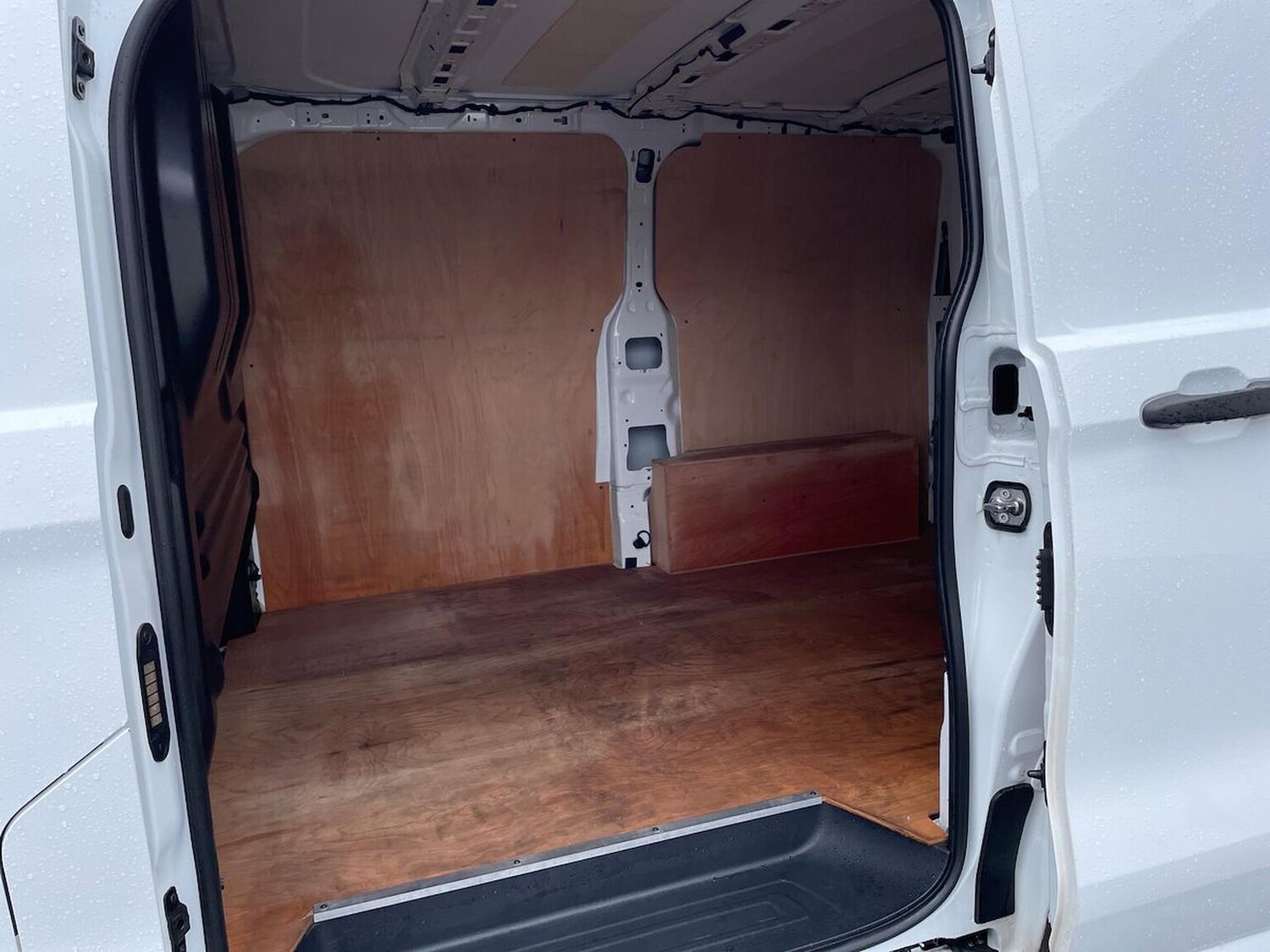 Used Ford Transit Custom 2024 for sale - 76497215: Photo 16