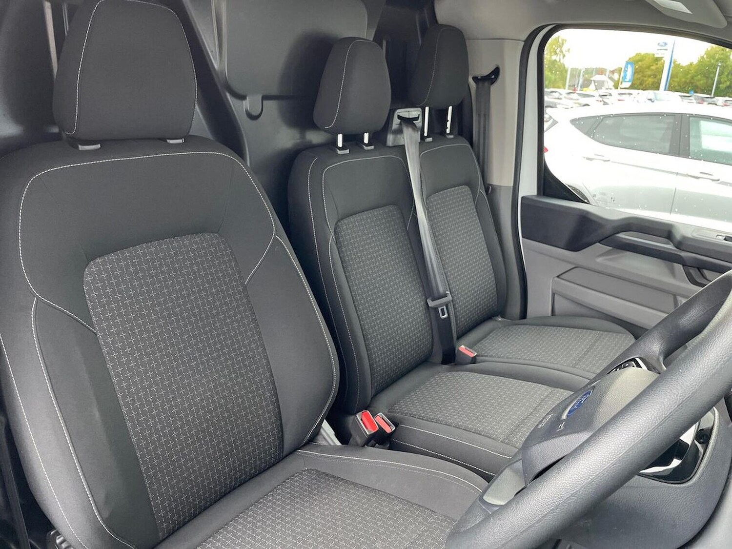 Used Ford Transit Custom 2024 for sale - 76497215: Photo 28