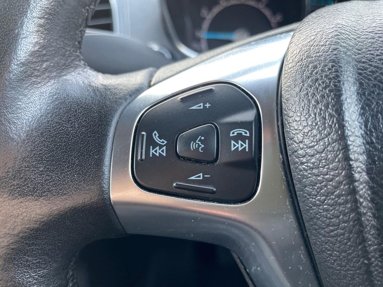 Used Ford Ecosport 2017 for sale - 76935391: Photo 26