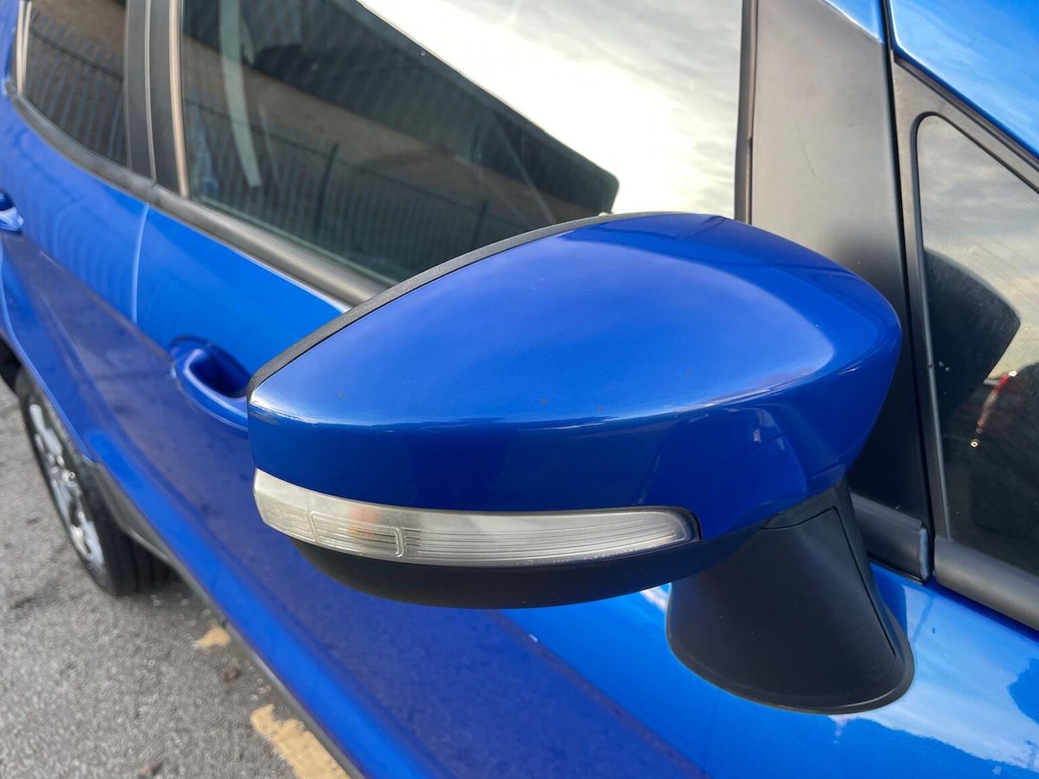 Used Ford Ecosport 2017 for sale - 76935391: Photo 34