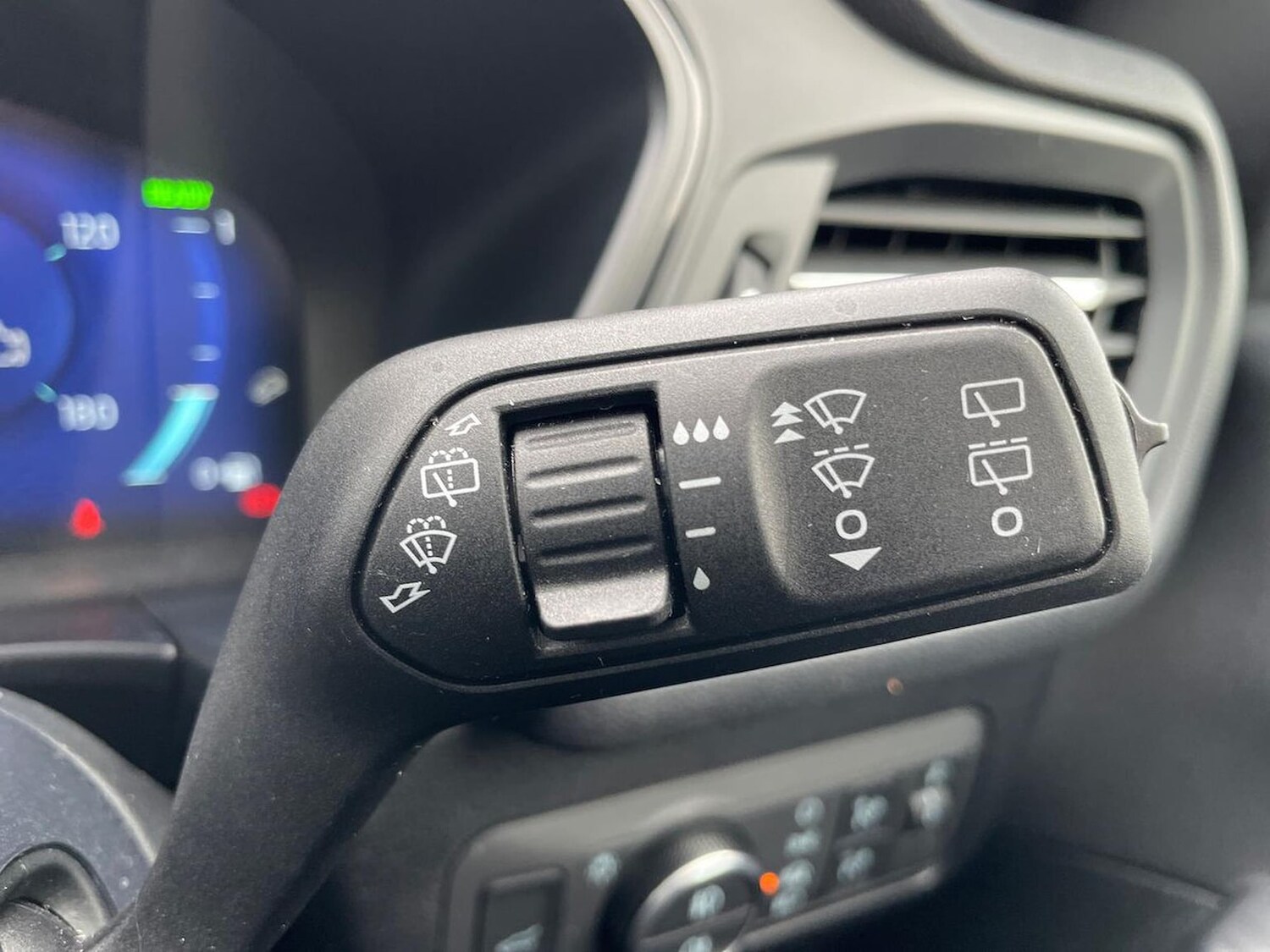 Used Ford Kuga 2023 for sale - 78194982: Photo 31