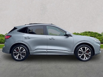 Used Ford Kuga 2023 for sale - 76246241: Photo
