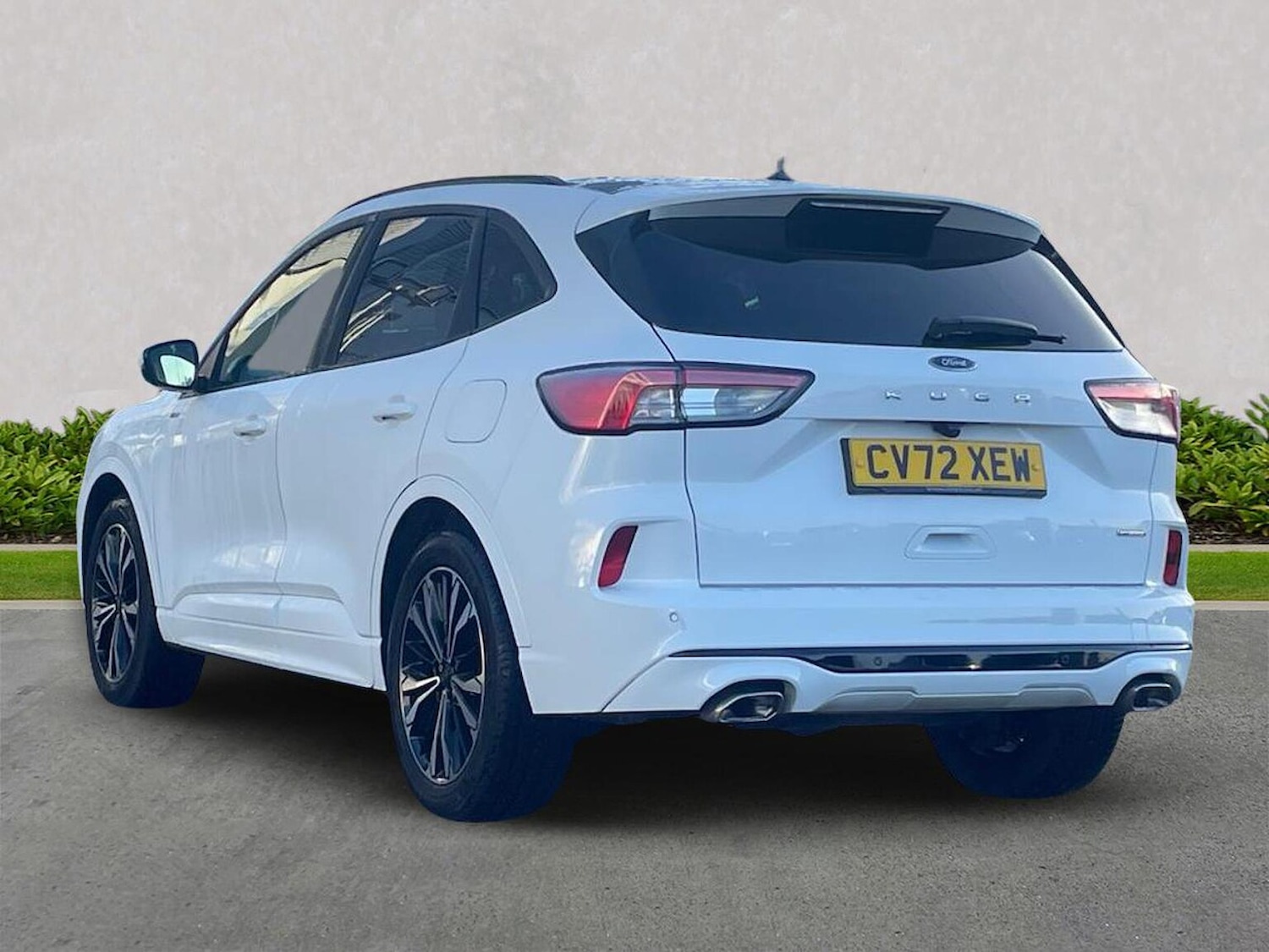 Used Ford Kuga 2022 for sale - 77011945: Photo 2