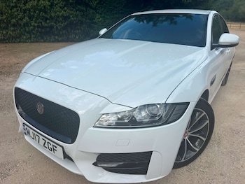 Used Jaguar XF 2017 for sale - 79353195: Photo