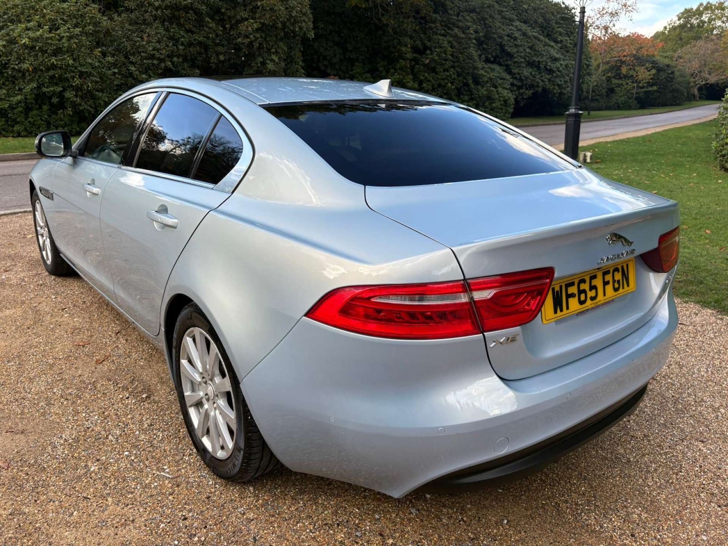 Used Jaguar XE 2015 for sale - 76343772: Photo 5