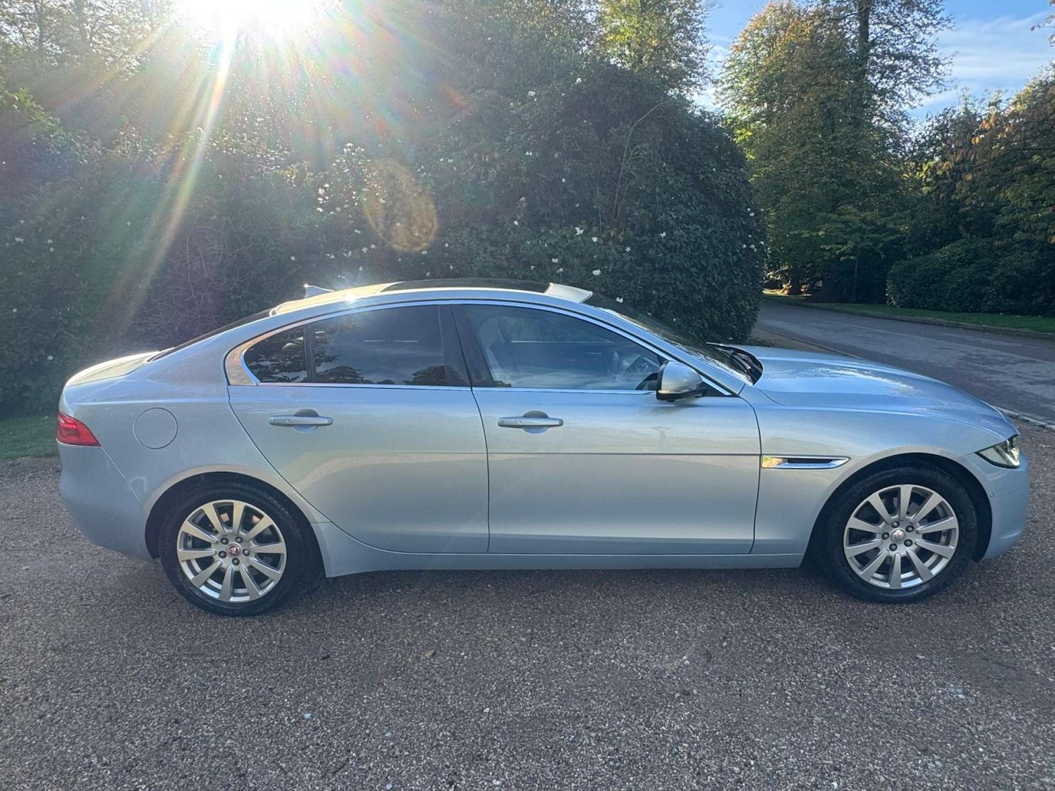 Used Jaguar XE 2015 for sale - 76343772: Photo 9