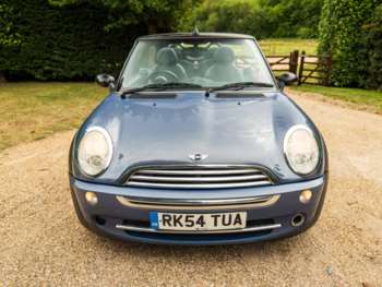 Used MINI Convertible 2004 for sale - 75380978: Photo