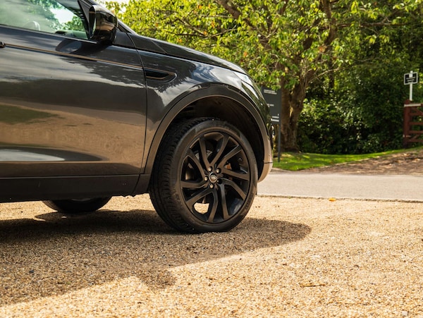 Used Land Rover Discovery Sport 2017 for sale - 75482109: Photo 33