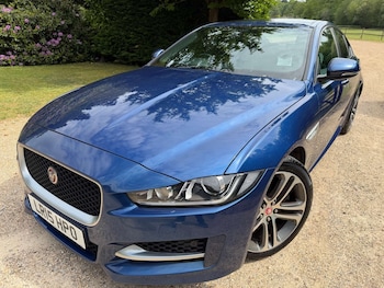 Used Jaguar XE 2015 for sale - 78533204: Photo