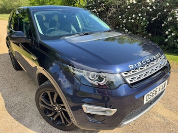 Used Land Rover Discovery Sport 2016 for sale - 78412477: Photo