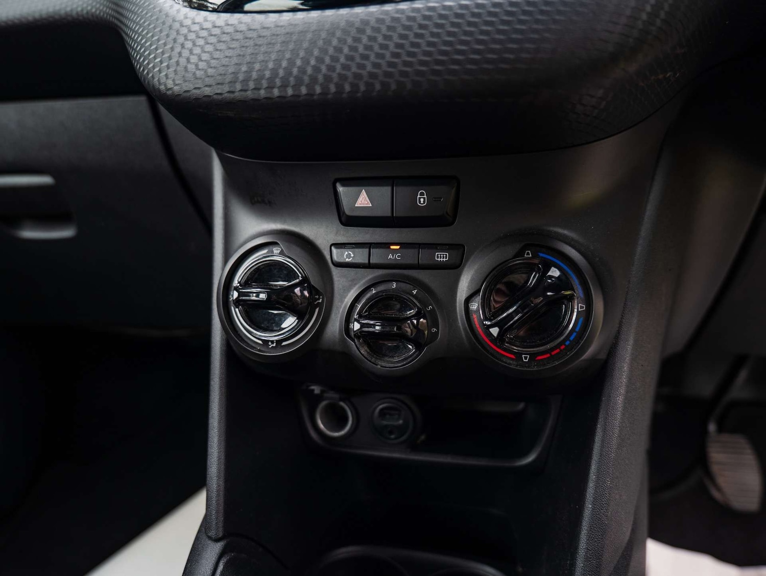 Used Peugeot 208 2024 for sale - 76601397: Photo 27