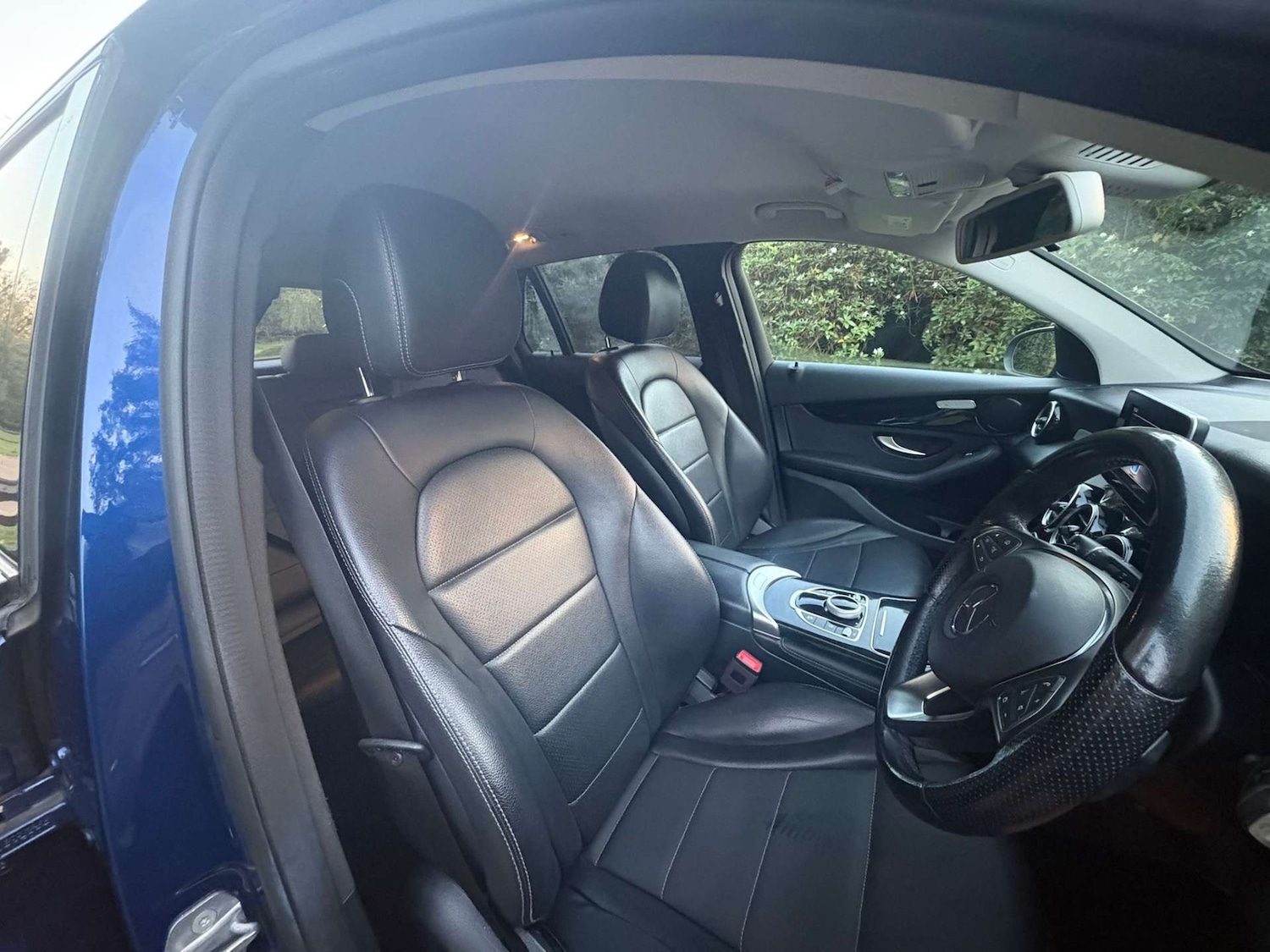 Used Mercedes-Benz GLC 2018 for sale - 76374440: Photo 11