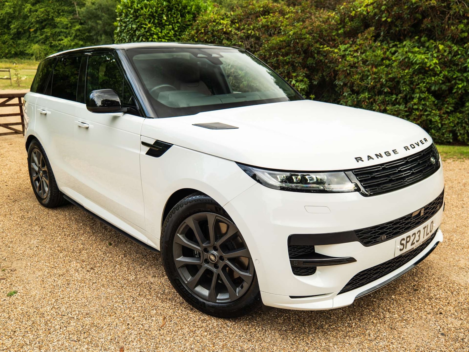 Used Land Rover Range Rover Sport 2023 for sale - 76414896: Photo 1