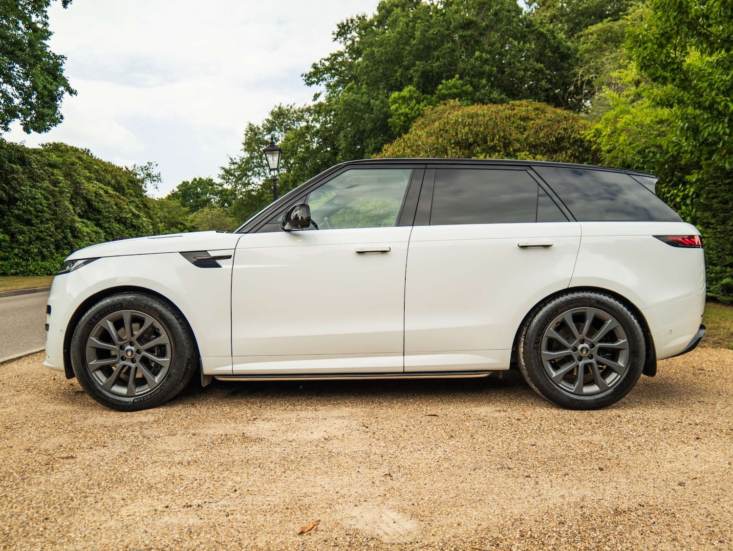 Used Land Rover Range Rover Sport 2023 for sale - 76414896: Photo 10