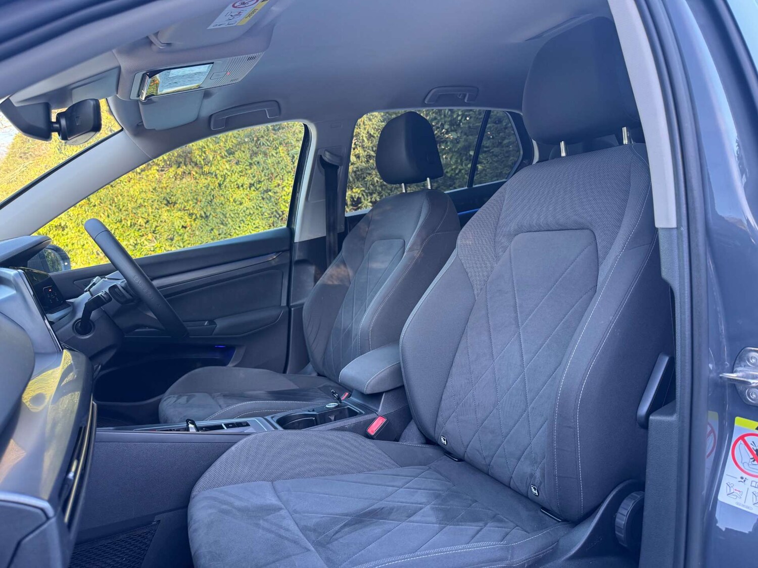 Used Volkswagen Golf 2020 for sale - 77094950: Photo 32