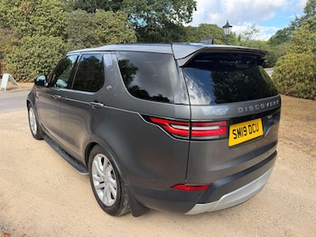 Used Land Rover Discovery 2019 for sale - 79583582: Photo