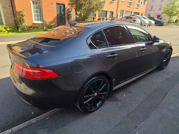 Used Jaguar XE 2016 for sale - 78257283: Photo