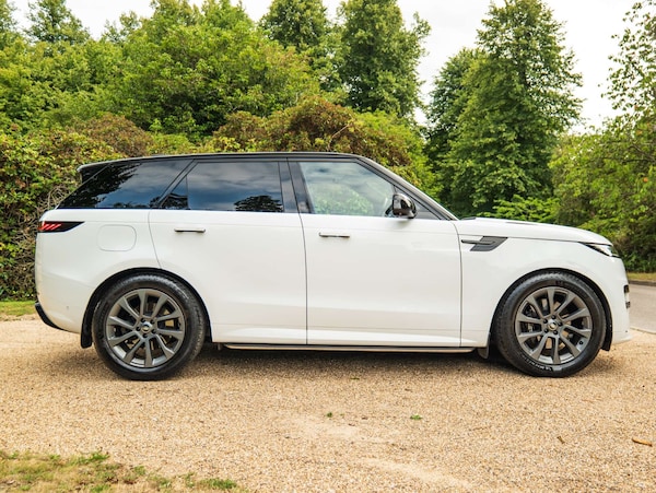 Used Land Rover Range Rover Sport 2023 for sale - 76209975: Photo 9