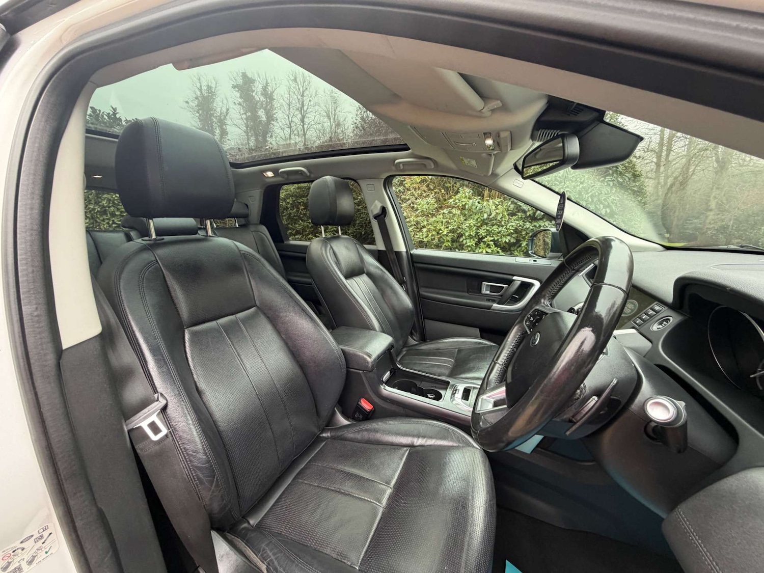 Used Land Rover Discovery Sport 2017 for sale - 77850743: Photo 15