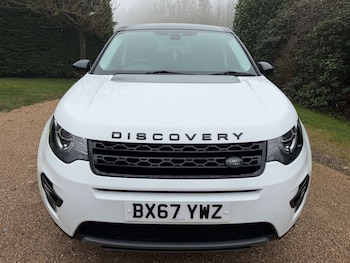 Used Land Rover Discovery Sport 2017 for sale - 77850743: Photo