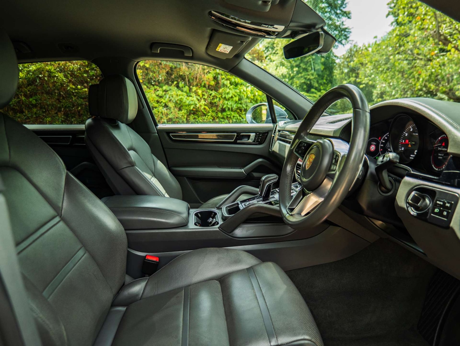 Used Porsche Cayenne 2018 for sale - 76277391: Photo 20