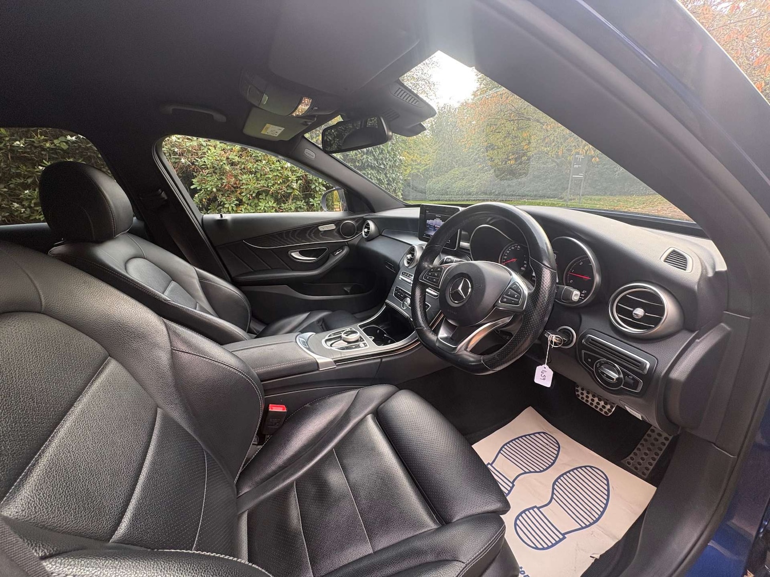 Used Mercedes-Benz C Class 2018 for sale - 76354266: Photo 9