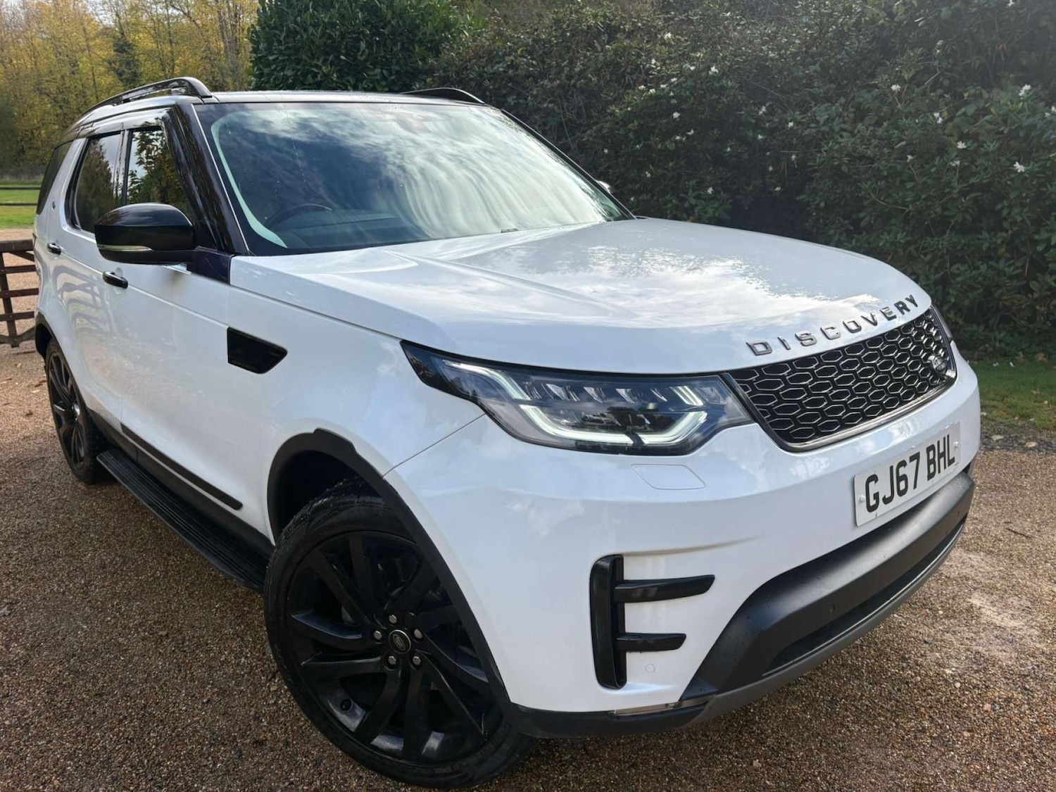 Used Land Rover Discovery 2017 for sale - 76299552: Photo 1