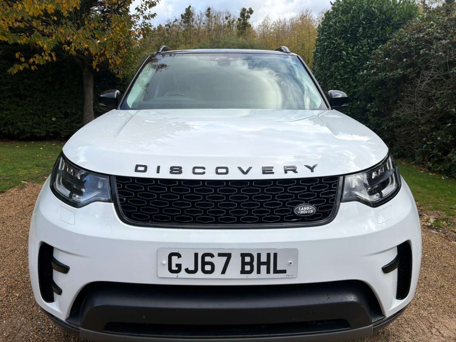 Used Land Rover Discovery 2017 for sale - 76299552: Photo 2