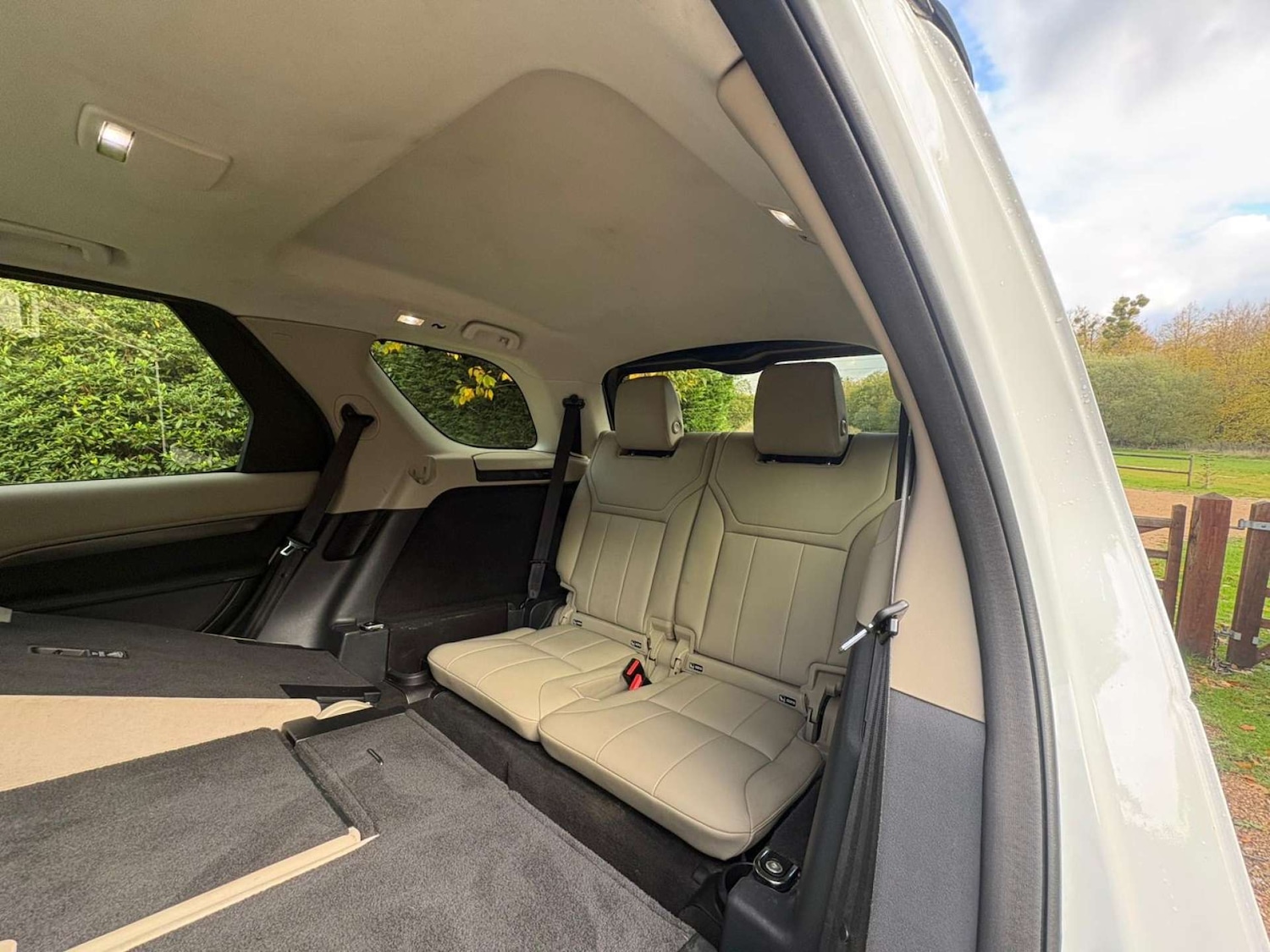 Used Land Rover Discovery 2017 for sale - 76299552: Photo 27