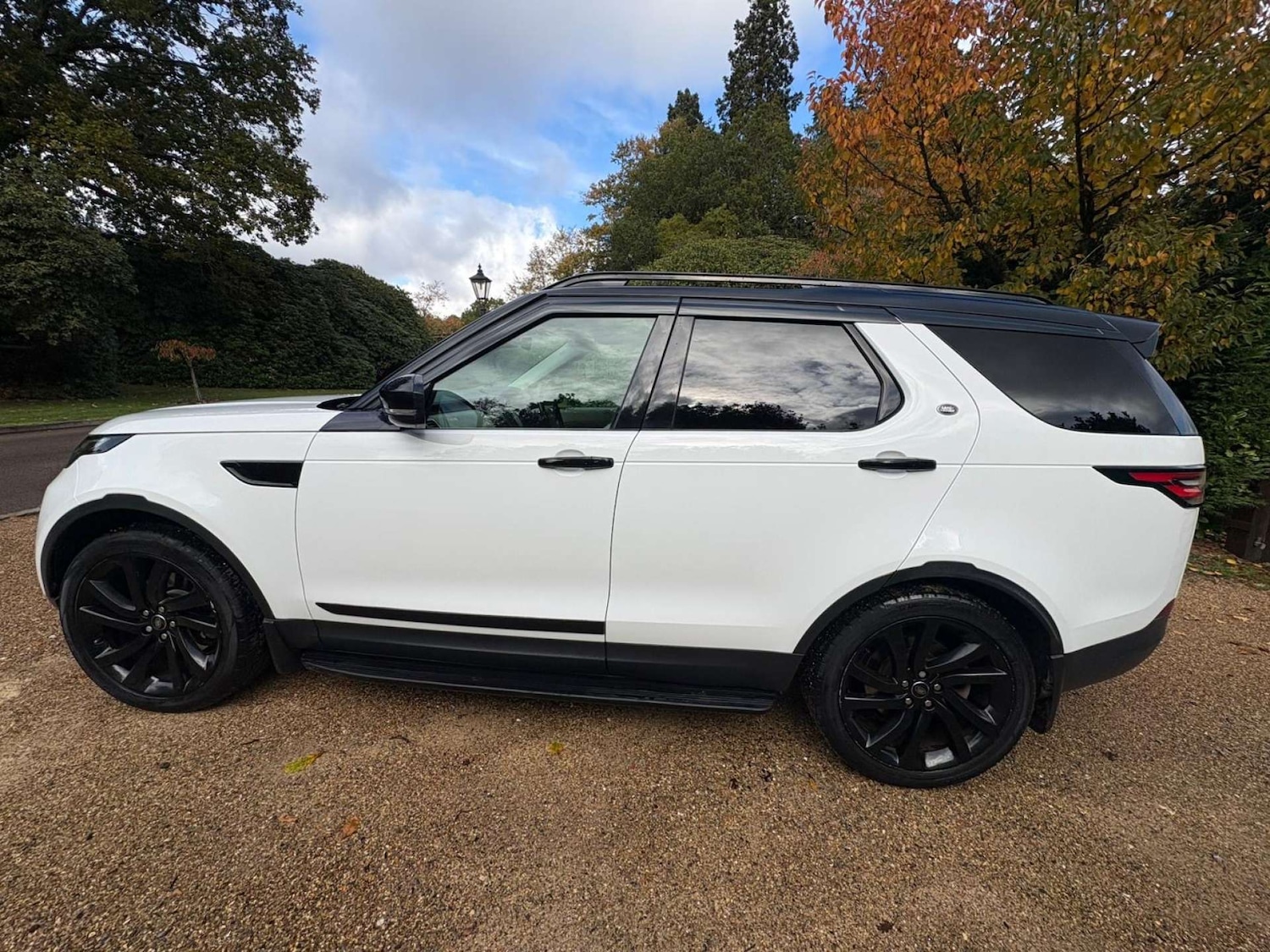 Used Land Rover Discovery 2017 for sale - 76299552: Photo 49