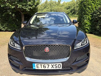 Used Jaguar F-Pace 2017 for sale - 79155784: Photo