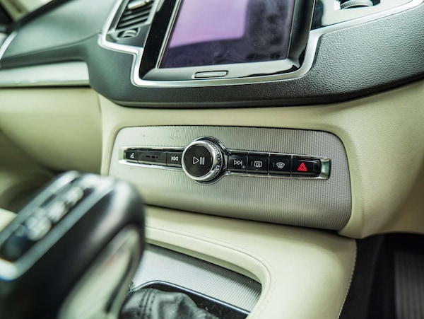 Used Volvo XC90 2017 for sale - 76003684: Photo 39