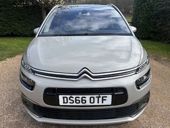 Used Citroen C4 Picasso 2016 for sale - 77911319: Photo
