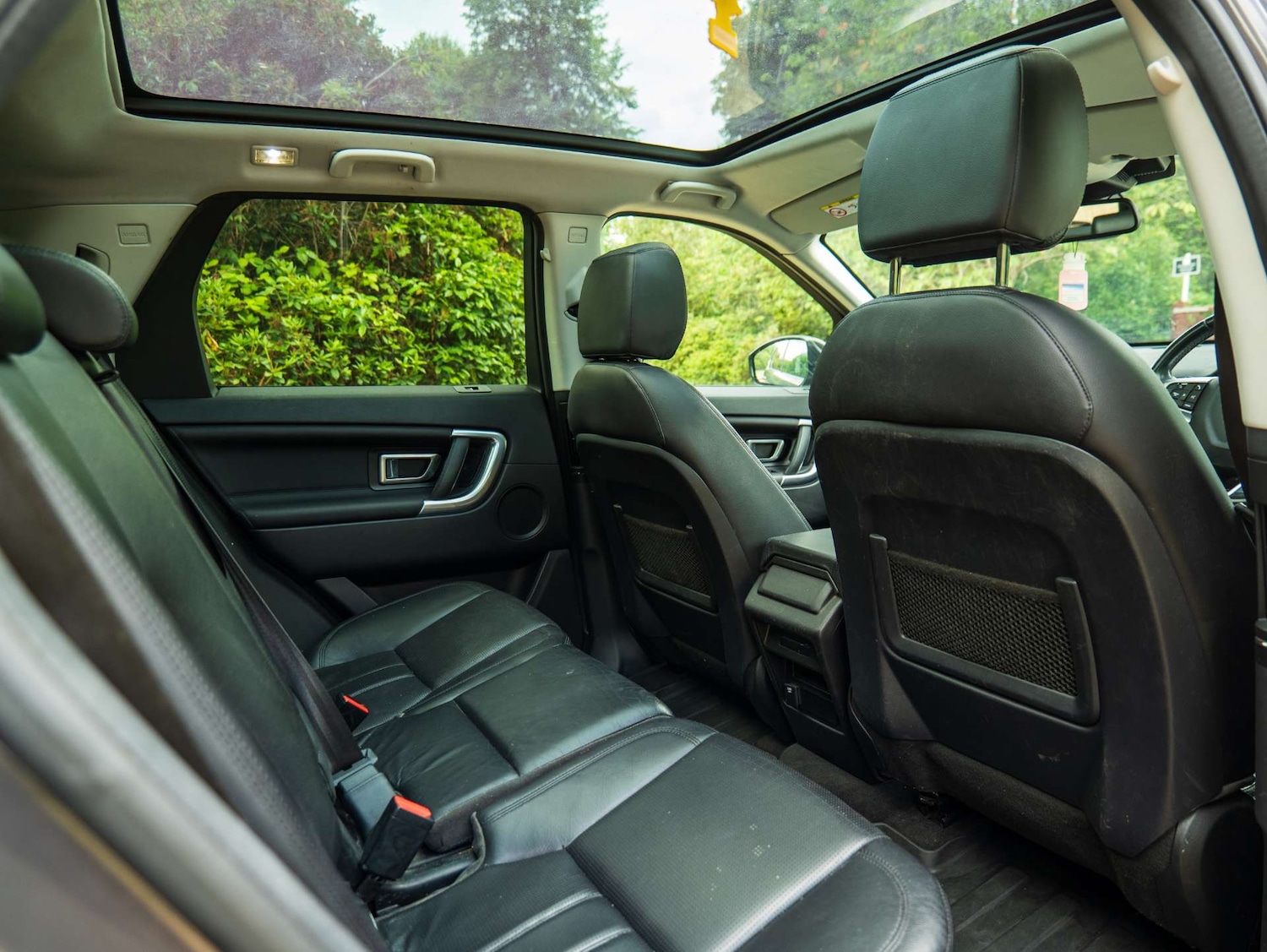 Used Land Rover Discovery Sport 2016 for sale - 76600636: Photo 15