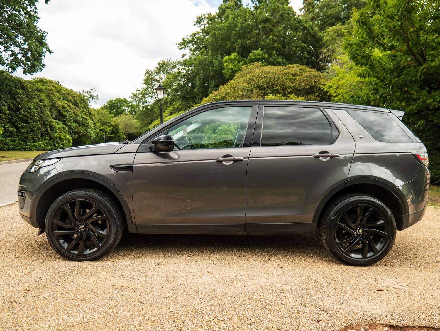 Used Land Rover Discovery Sport 2016 for sale - 76600636: Photo 9