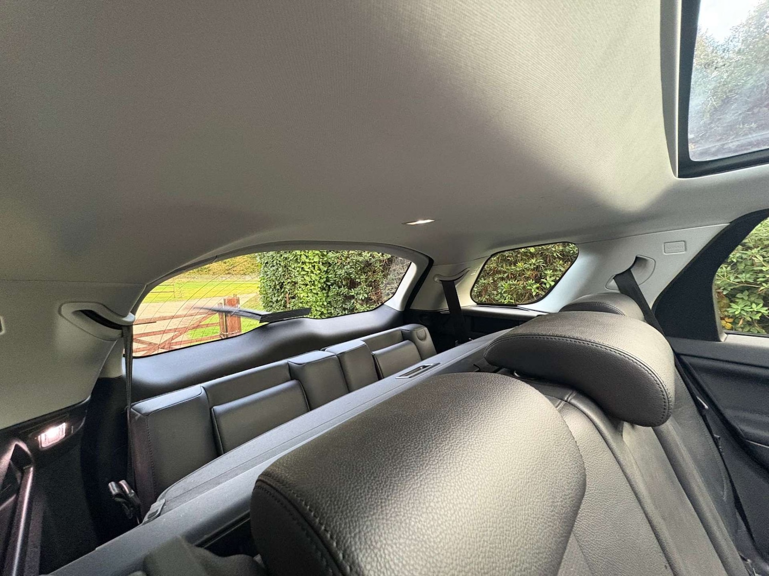 Used Land Rover Discovery Sport 2017 for sale - 77822608: Photo 26