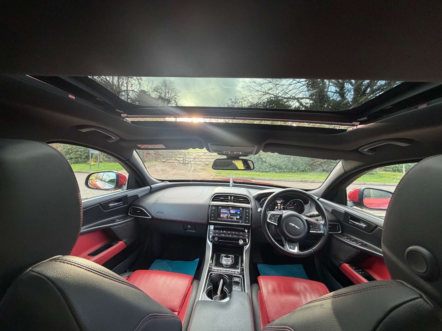 Used Jaguar XE 2015 for sale - 77877242: Photo 13