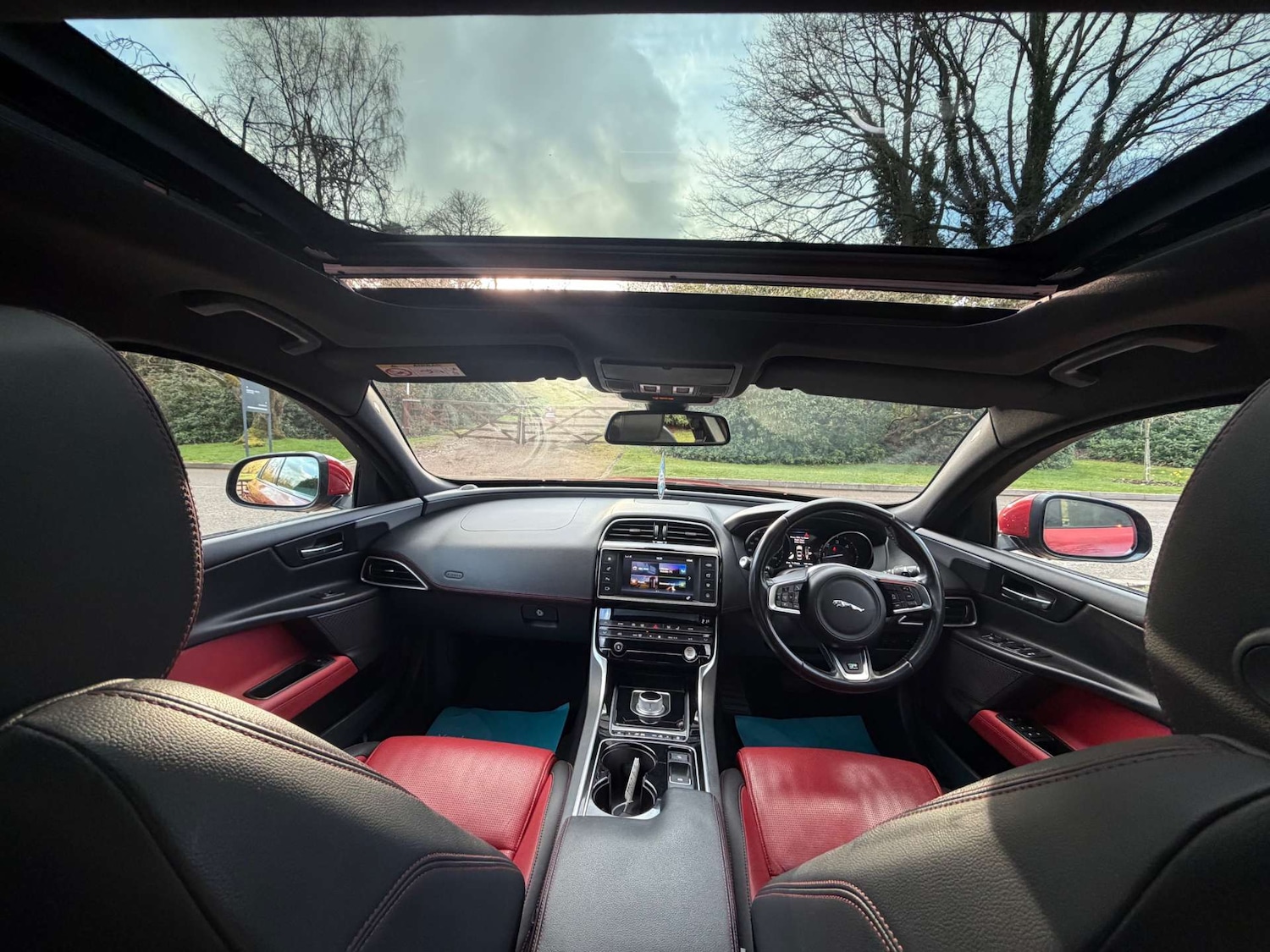 Used Jaguar XE 2015 for sale - 77877242: Photo 19