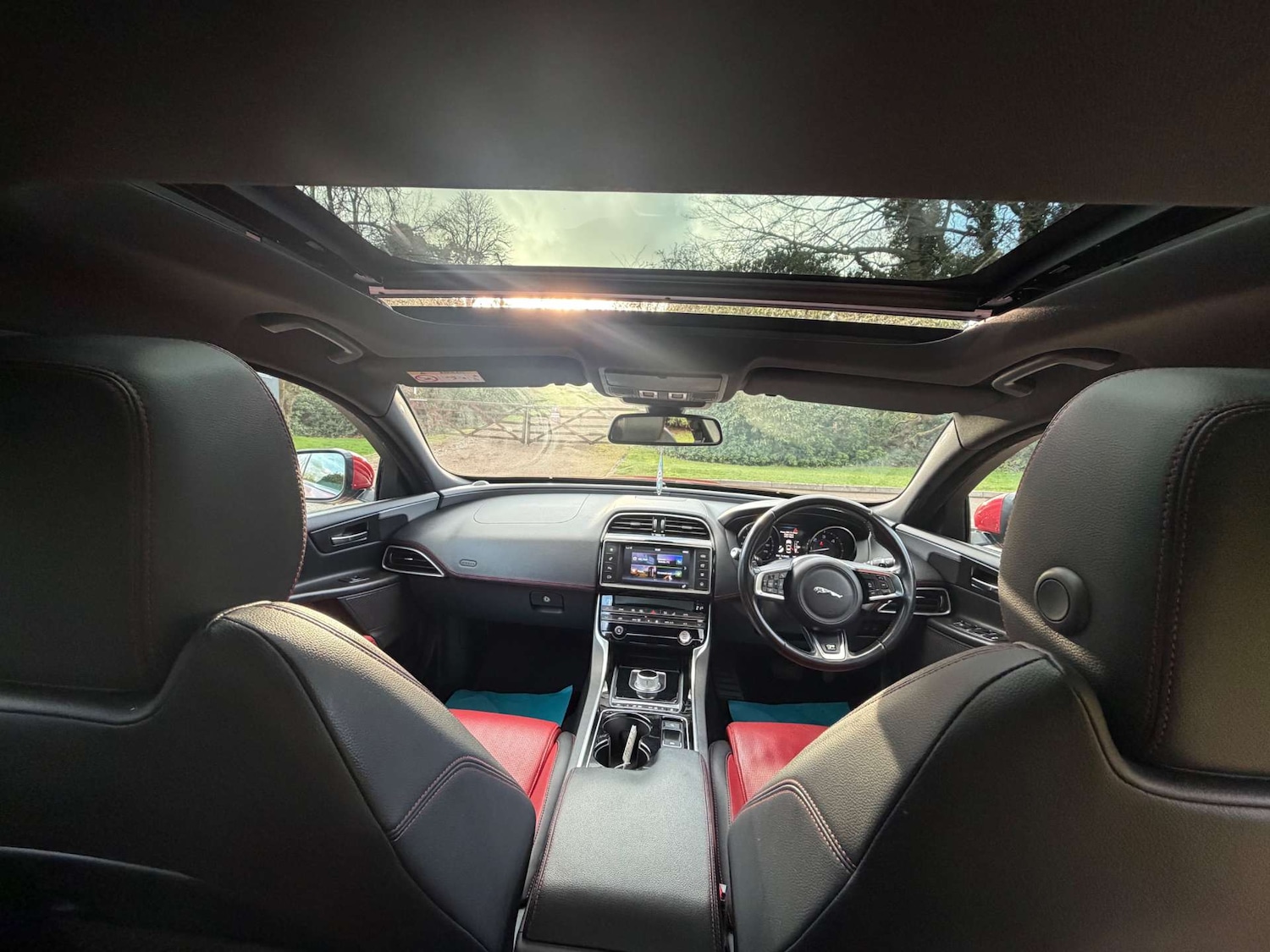 Used Jaguar XE 2015 for sale - 77877242: Photo 21