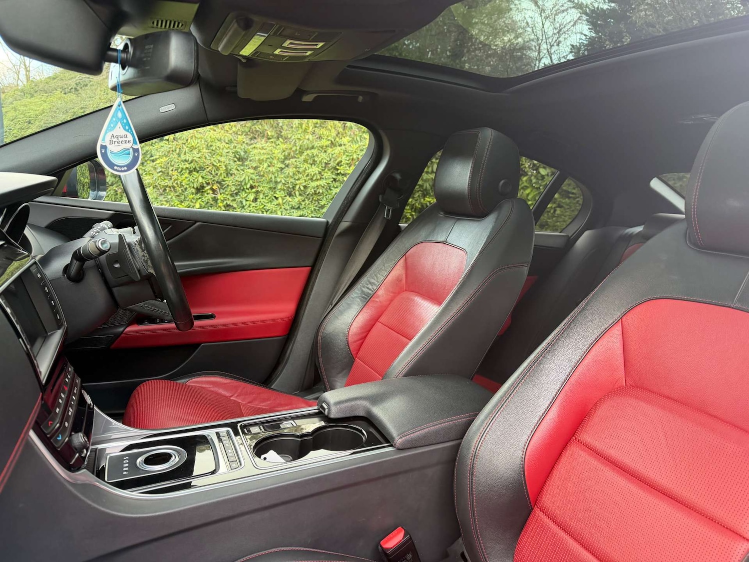 Used Jaguar XE 2015 for sale - 77877242: Photo 23