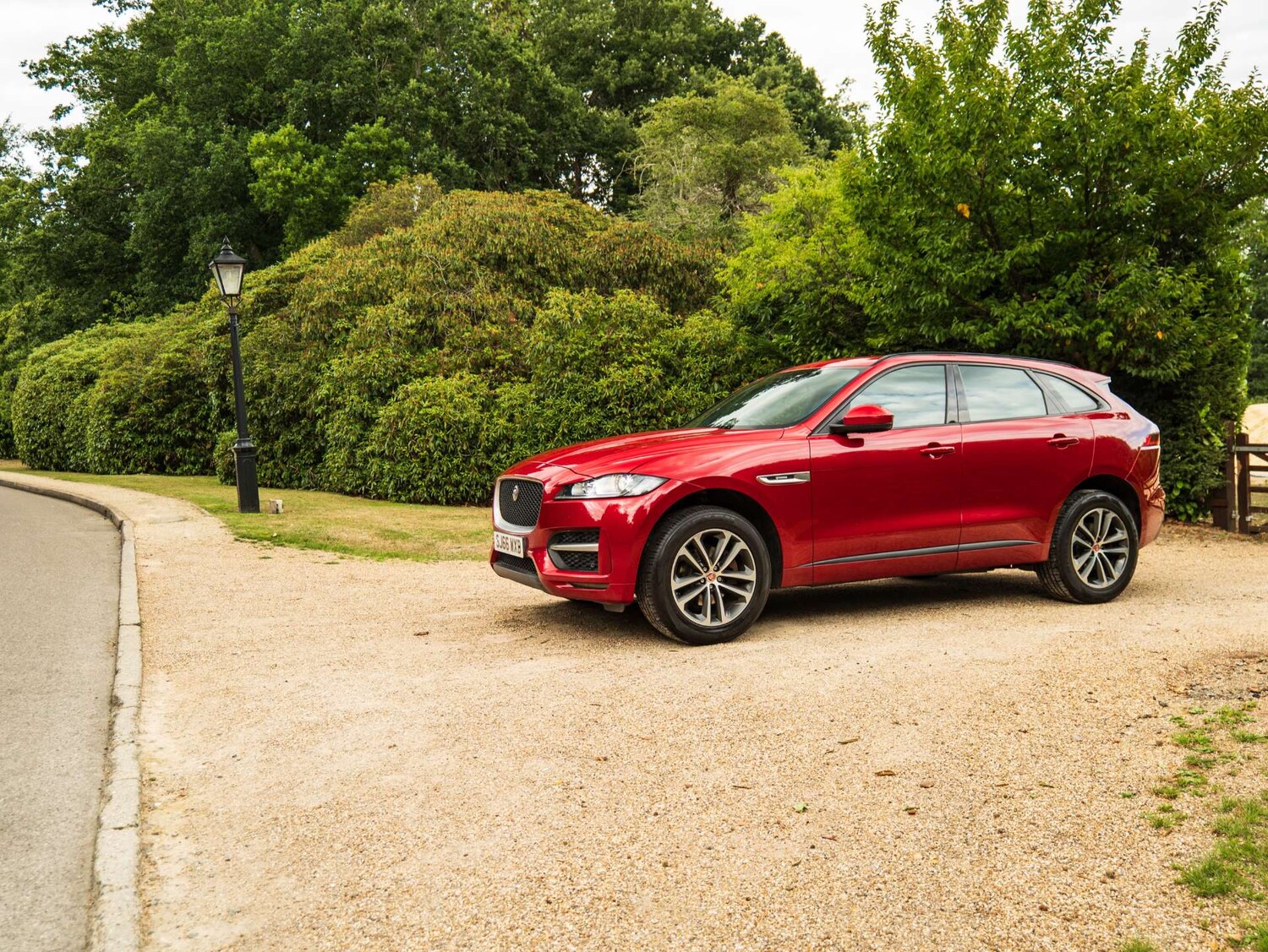 Used Jaguar F-Pace 2016 for sale - 76277395: Photo 32