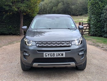 Used Land Rover Discovery Sport 2018 for sale - 79735002: Photo